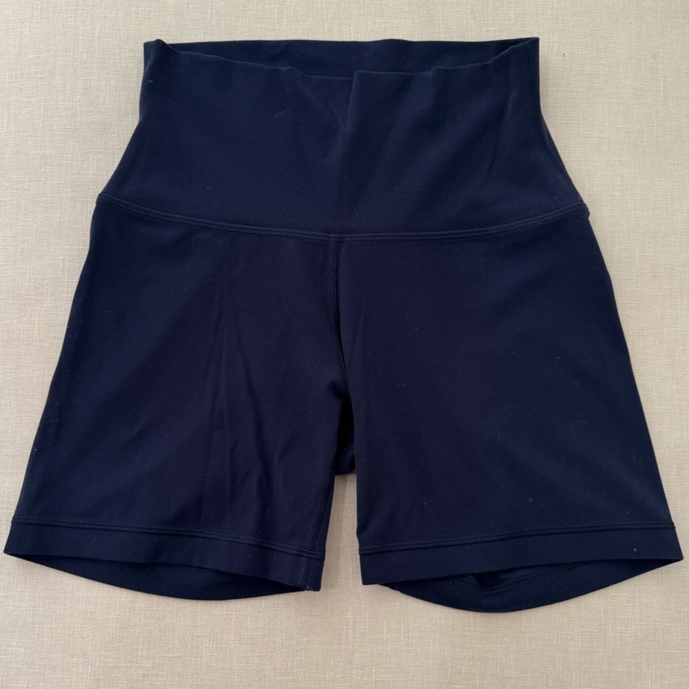 Aritzia Biker Shorts